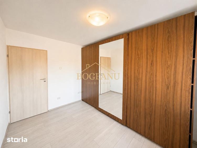 Apartament cu 3 camere în Complex Studențesc