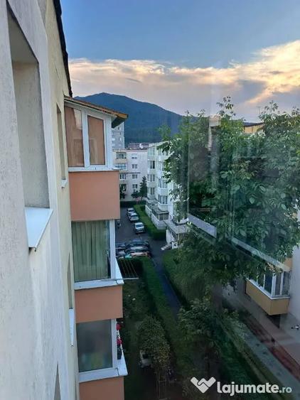 Apartament cu 2 camere semidecomandat în Noua