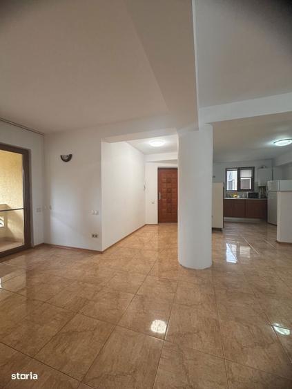Apartament cu 3 camere în Faleza Nord