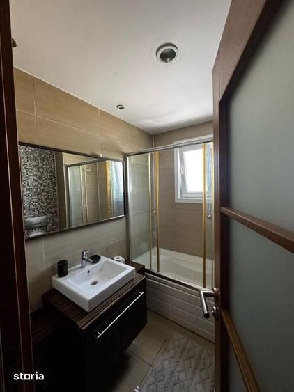 Apartament cu 3 camere în Ștefăneștii de Jos