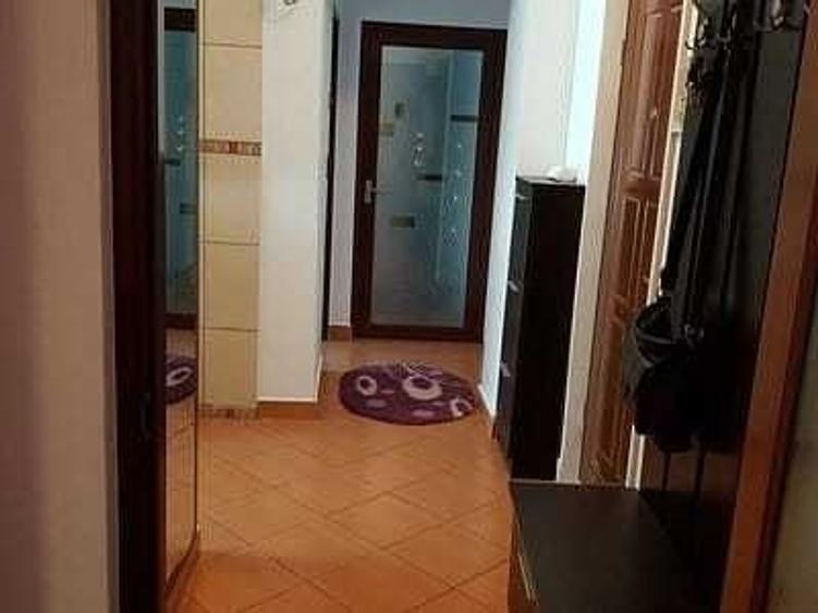 Apartament cu 2 camere decomandat în Brâncoveanu