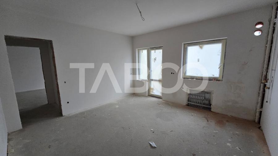 Apartament cu 3 camere decomandat în Mihai Viteazul