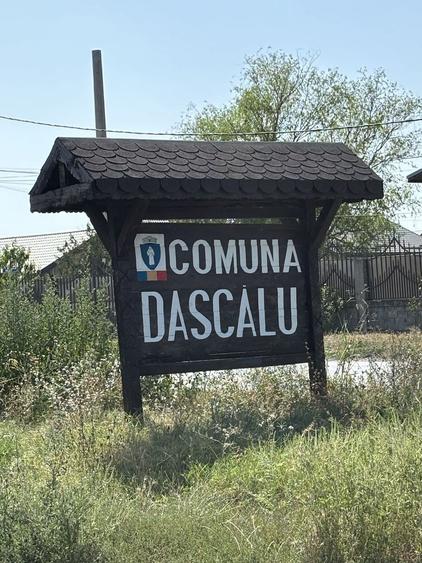 Teren Construcții intravilan de 20400 mp, în Dascălu