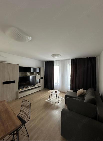 Apartament cu 2 camere decomandat în Pipera