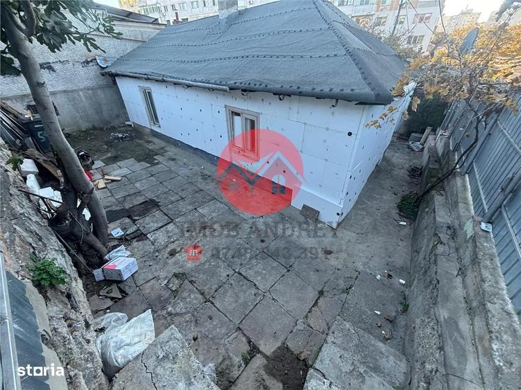 Casa de vanzare zona Centrala, 3 camere, teren 184 mp - 6