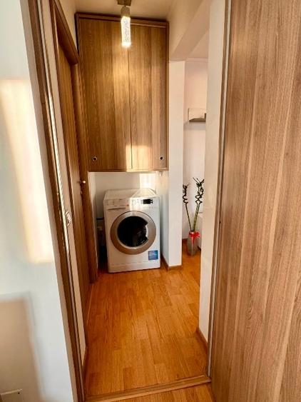 Apartament cu 2 camere decomandat, mobilat în Dacia