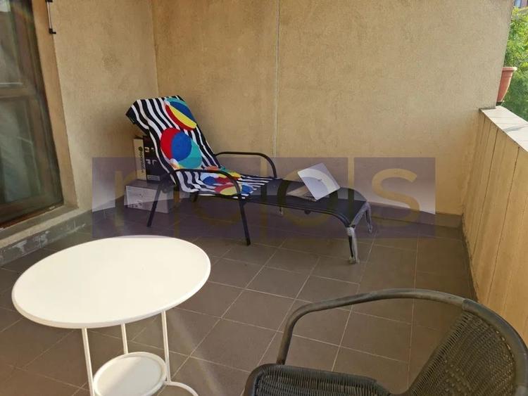 Apartament cu 3 camere decomandat, mobilat în Central