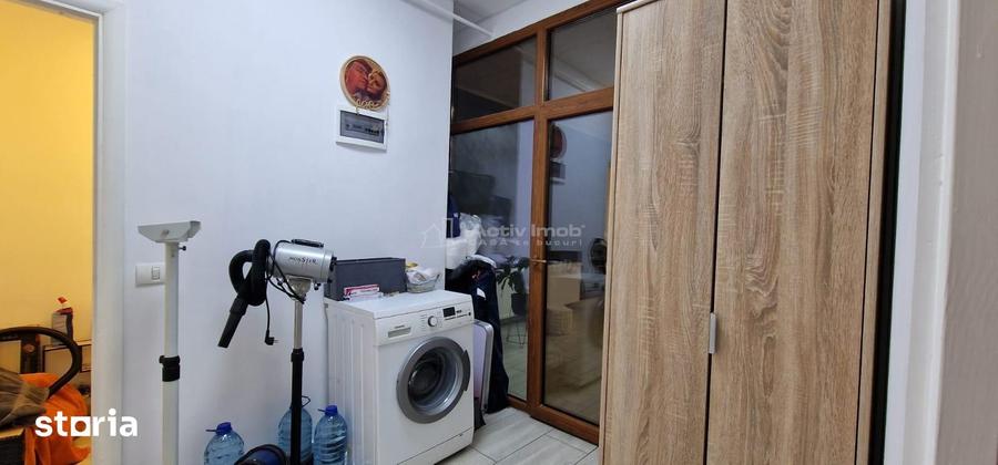 Spațiu comercial, de 50 mp, în Central