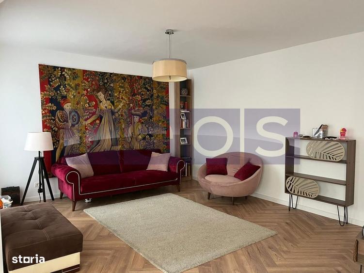 Casă cu 5 camere cu Teren 173 Mp în Polonă