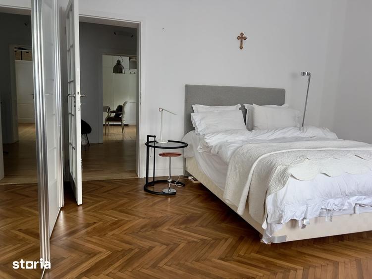 Casă cu 4 camere cu Teren 720 Mp în Grădiște