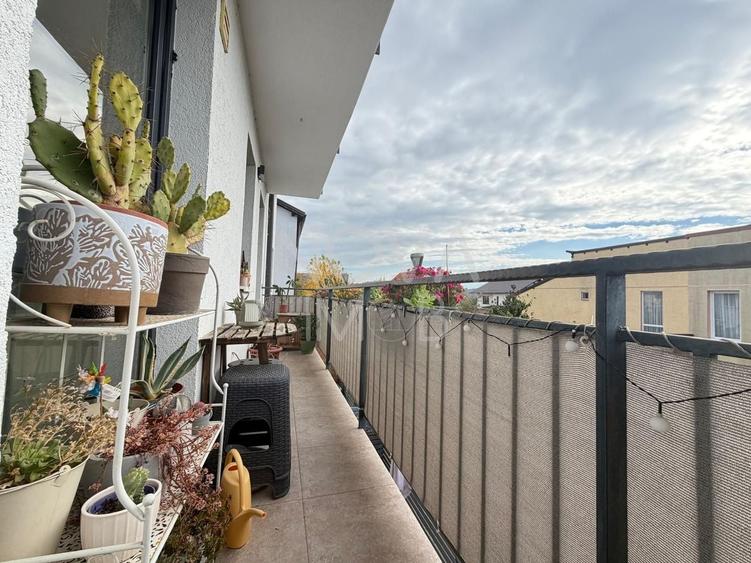 Apartament cu 2 camere semidecomandat, mobilat în Șelimbăr