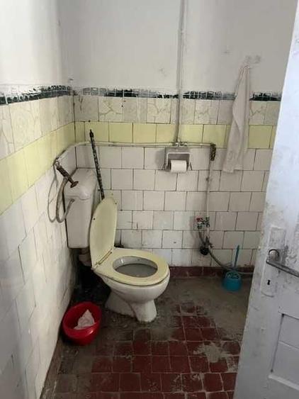 Casă cu 3 camere în Lucieni