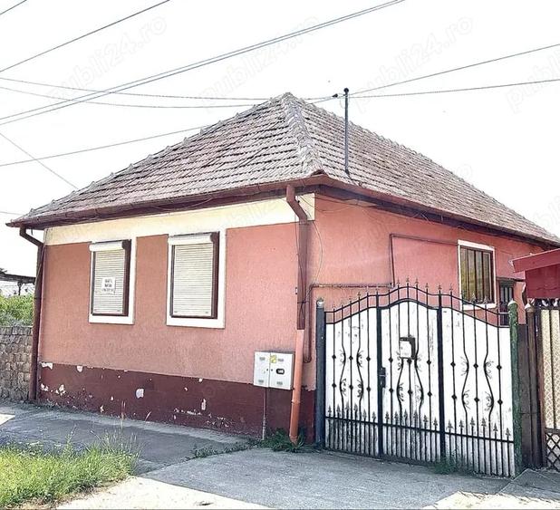 Casă cu 3 camere cu Teren 358 Mp în Șeica Mare