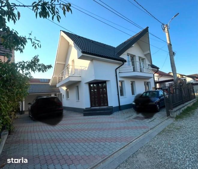Casa individuala, decomanda, 6 camere, 180 mp ., teren 3 ari., zona d - 1