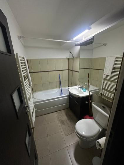 Apartament 3 camere, semidecomandat, 60 mp - Centru! - 9