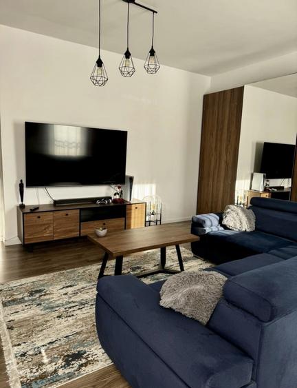 Apartament cu 2 camere semidecomandat în Florești