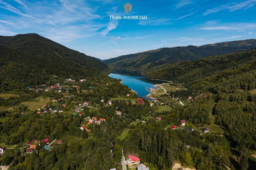 Teren agricol intravilan de 738 mp, în Poiana Mărului
