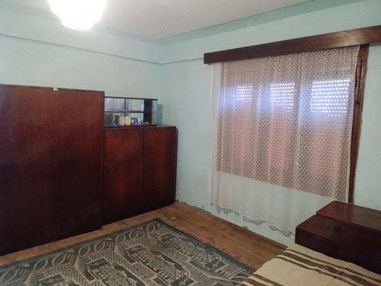 Casă cu 3 camere cu Teren 1500 Mp în Morlaca
