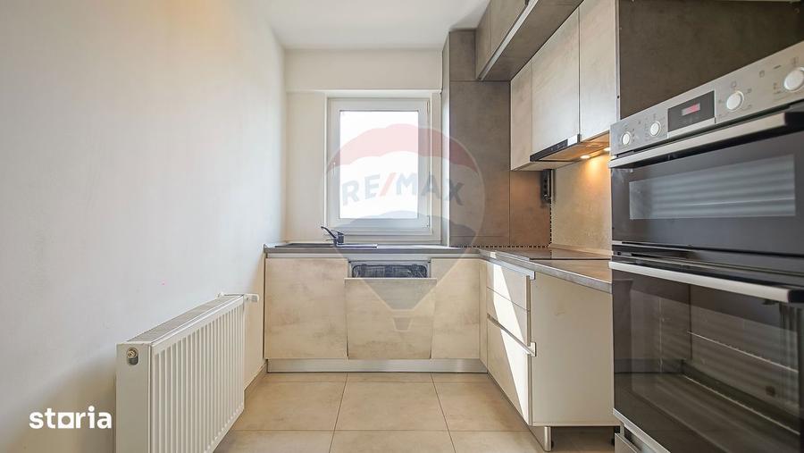 Apartament cu 3 camere în Triaj