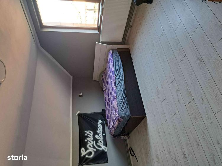 Casă cu 6 camere cu Teren 1500 Mp în Braniștea