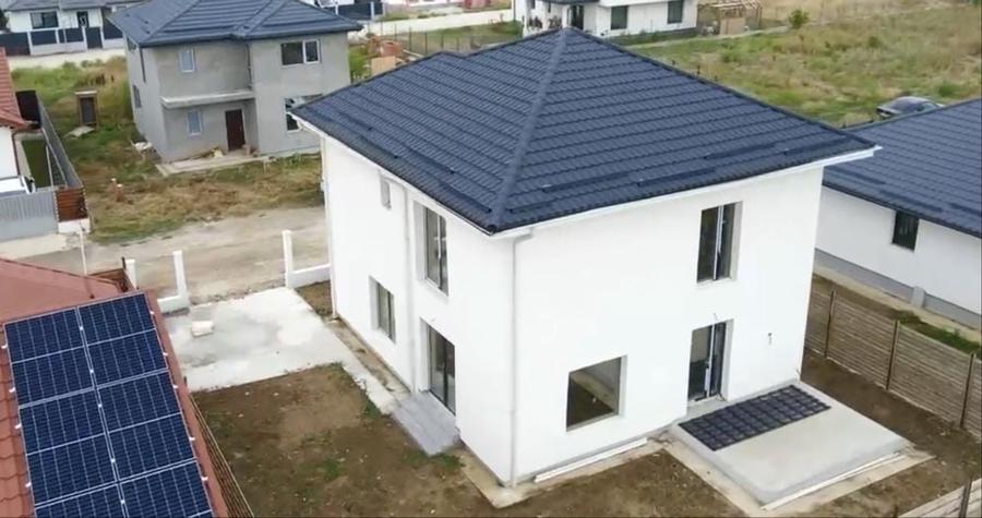 Casă cu 4 camere în Berceni