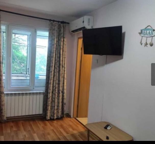 apartament 2 camere zona Tomis nord mobilat utilat 35 mp - 1
