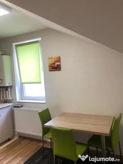 Garsonieră decomandată în Borhanci