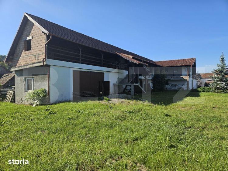 Casă cu Teren 2828 Mp în Daneș