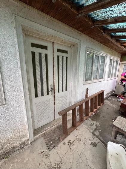 Casă cu Teren 1800 Mp în Central