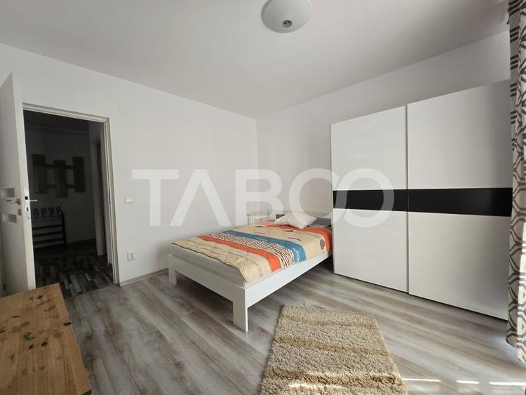 Apartament cu 2 camere decomandat, mobilat în Lupeni