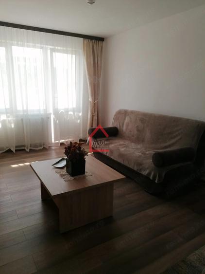 Apartament cu 2 camere decomandat în Filiași