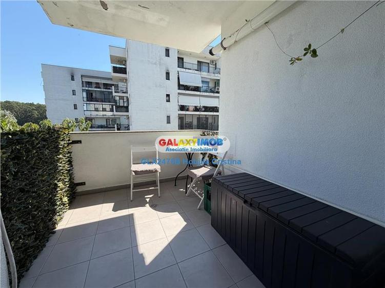 Apartament cu 3 camere semidecomandat, mobilat în Băneasa
