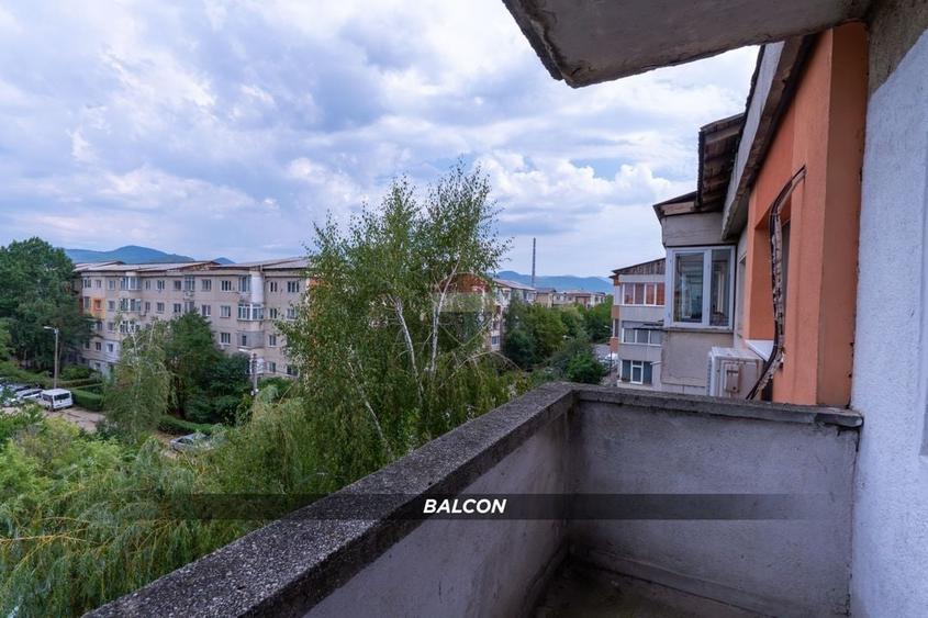 Apartament cu 2 camere decomandat, mobilat în Hotvon