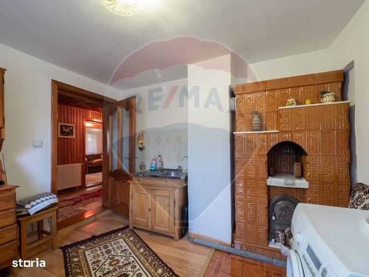 Casă cu 4 camere cu Teren 735 Mp în Volovăț