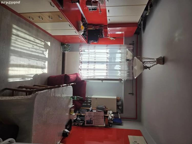 Apartament cu 2 camere nedecomandat în Central