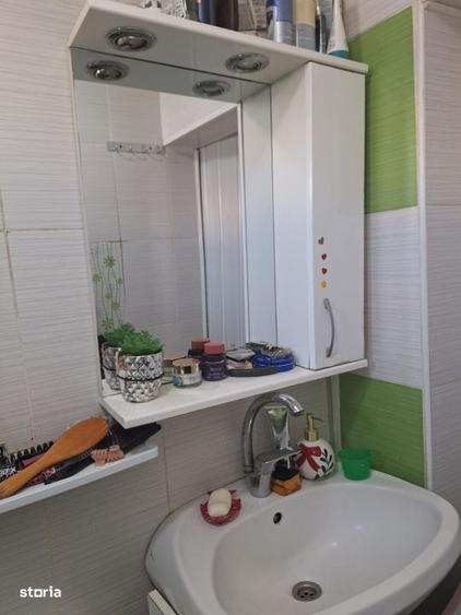 Apartament cu 2 camere decomandat în Bariera Vâlcii