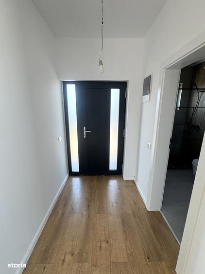 Casă cu 4 camere în Dancu