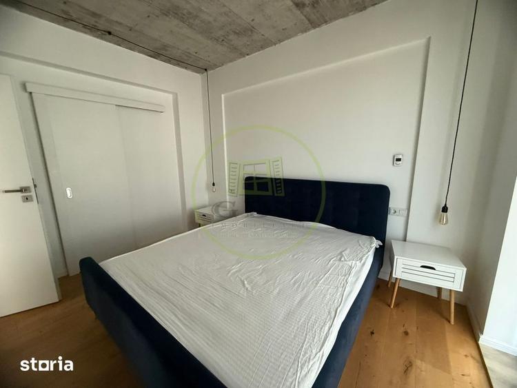 Apartament cu 3 camere, mobilat în Craiovița Nouă