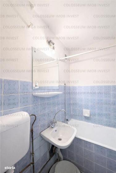 Apartament cu 3 camere semidecomandat în Astra