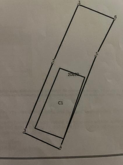 Casă individuală cu 4 camere cu Teren 439 Mp în Central