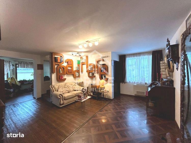 Casă cu 7 camere cu Teren 1004 Mp în Central