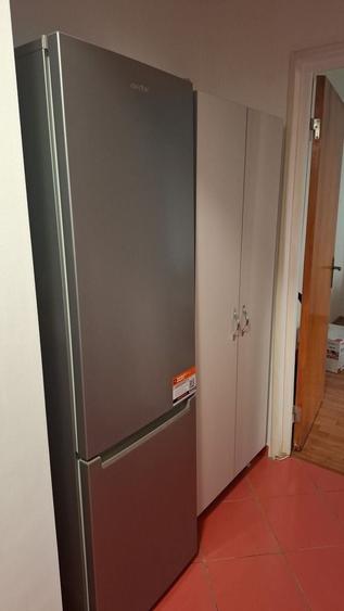Apartament cu 2 camere decomandat, mobilat în Tei