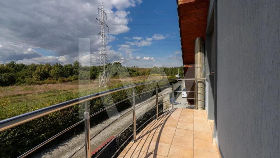 Casă cu 3 camere cu Teren 485 Mp în Central
