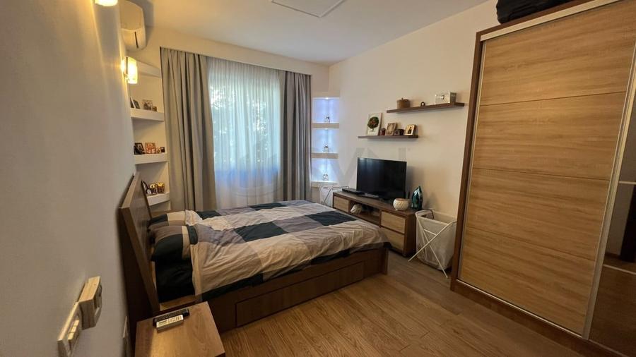 Apartament cu 2 camere decomandat în Barbu Văcărescu