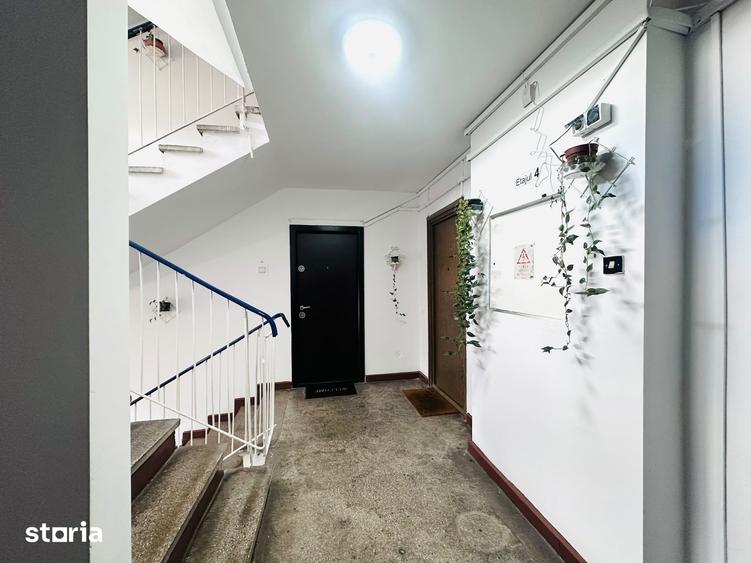 Apartament cu 3 camere semidecomandat în Moșilor
