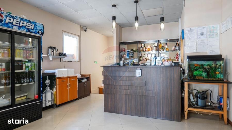 Spațiu comercial, de 270 mp, în Baicului