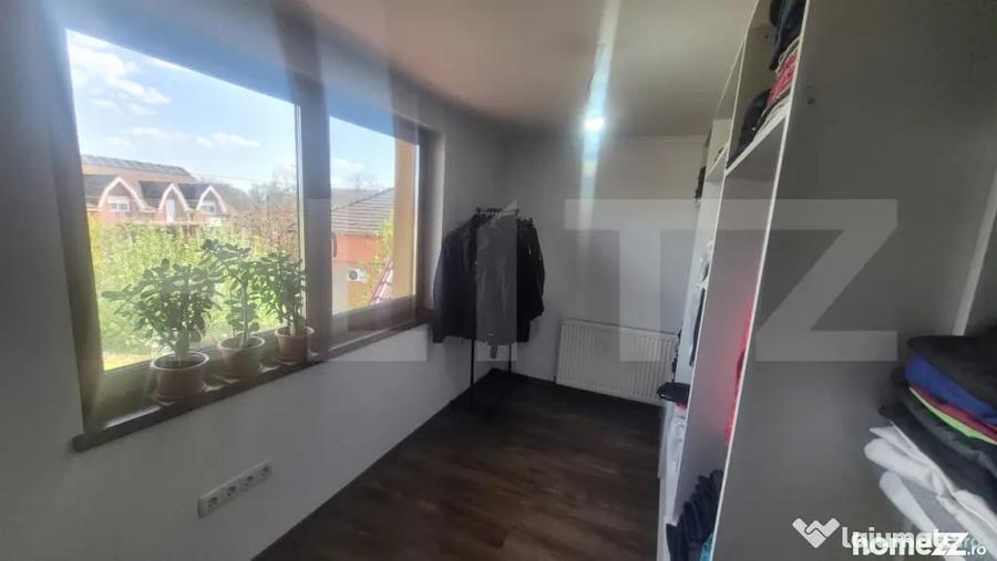 Casă cu 4 camere cu Teren 525 Mp în Central