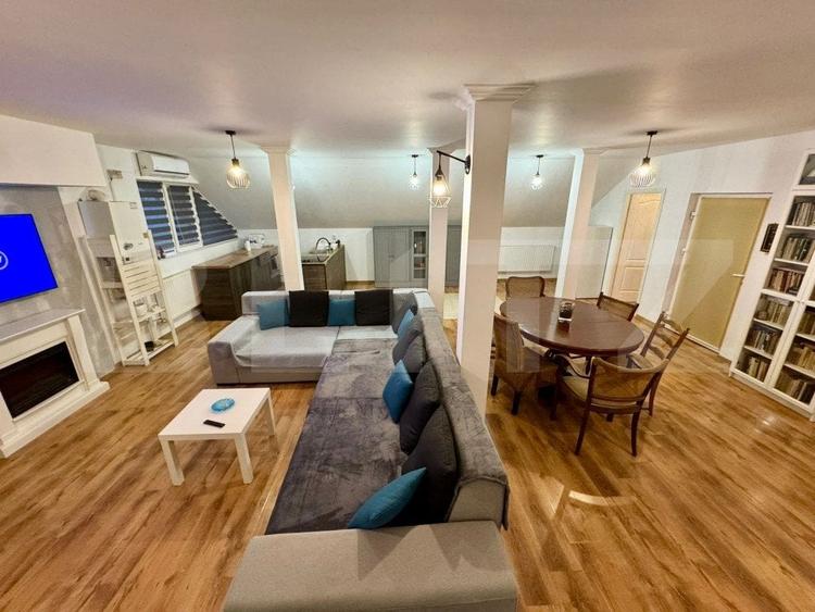 Apartament cu 3 camere decomandat, mobilat în Cârcea