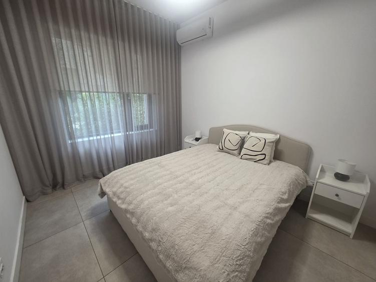 Duplex cu 6 camere cu Canalizare în Pipera