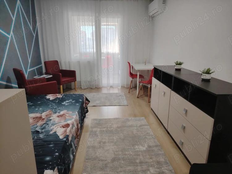 Garsonieră semidecomandată în Central